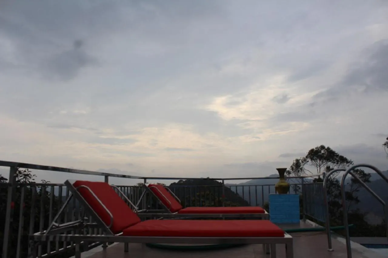 The Lakeview Munnar 4*,