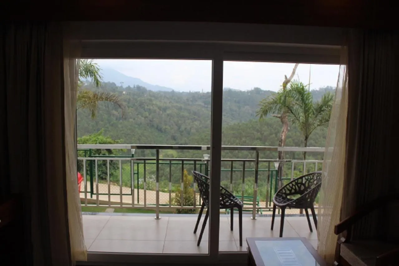 The Lakeview Munnar