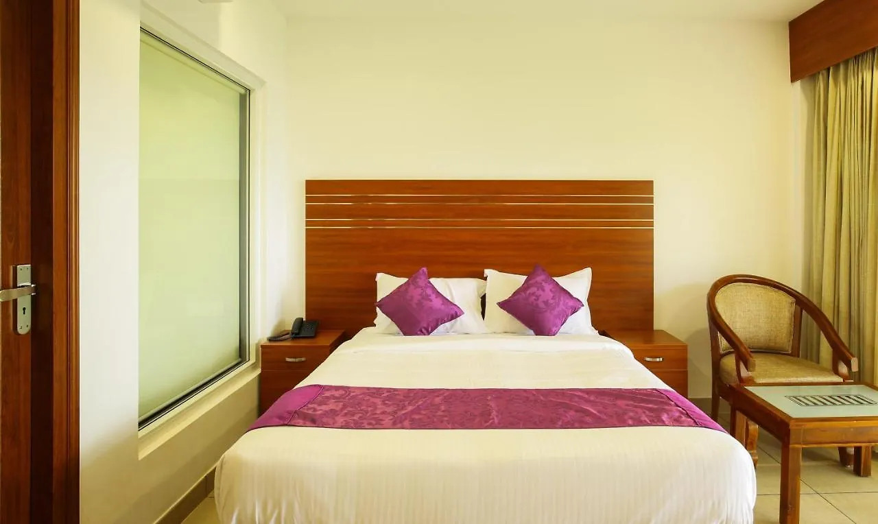 The Lakeview Munnar Hotel